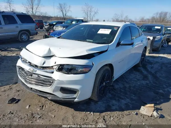 1G1ZE5ST4HF179951 2017 CHEVROLET MALIBU - Image 2