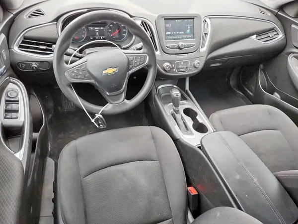 1G1ZE5ST4HF180470 2017 CHEVROLET MALIBU - Image 8