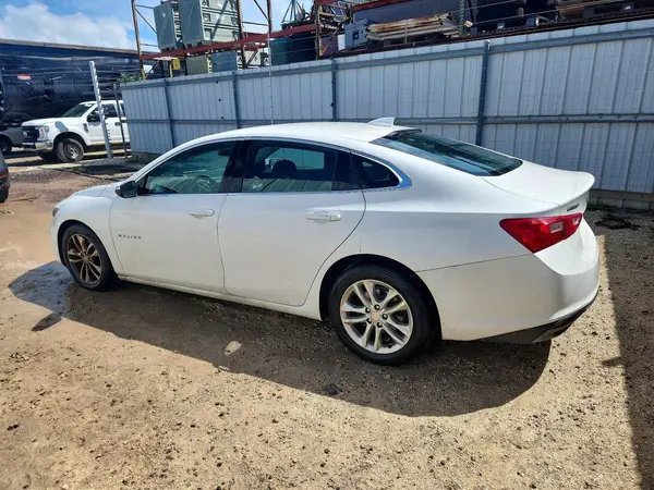 1G1ZE5ST4HF187810 2017 CHEVROLET MALIBU - Image 2