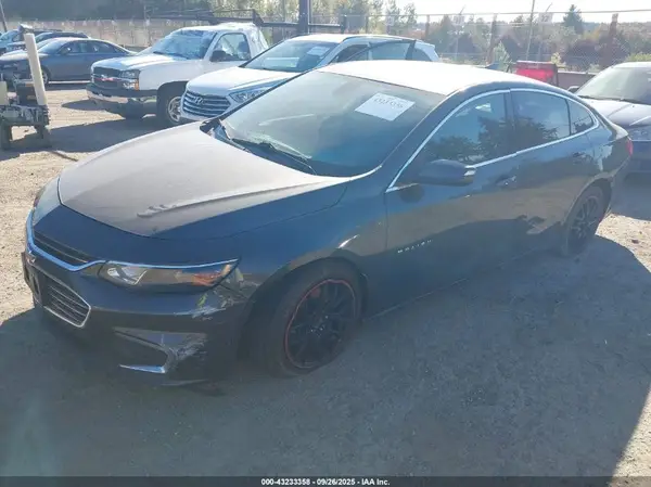 1G1ZE5ST4HF191808 2017 CHEVROLET MALIBU - Image 2
