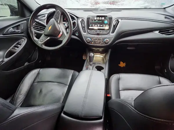 1G1ZE5ST4HF194384 2017 CHEVROLET MALIBU - Image 8