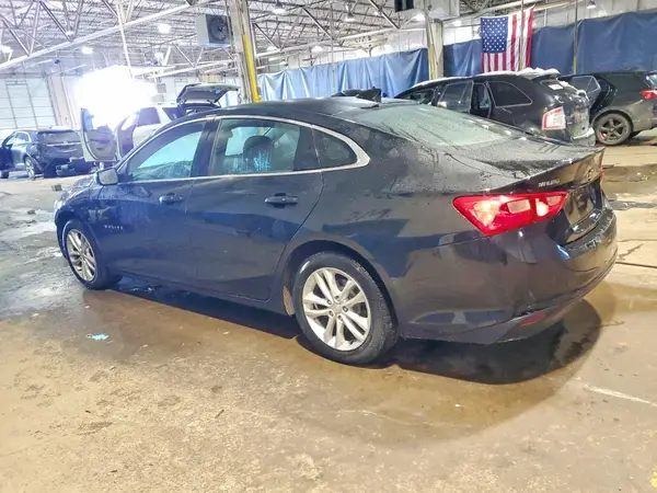 1G1ZE5ST4HF206050 2017 CHEVROLET MALIBU - Image 2