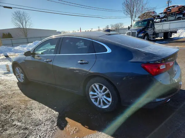 1G1ZE5ST4HF209188 2017 CHEVROLET MALIBU - Image 2