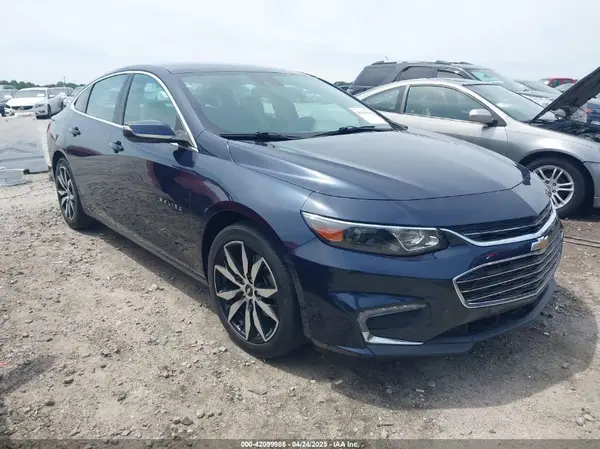 1G1ZE5ST4HF210437 2017 CHEVROLET MALIBU - Image 1