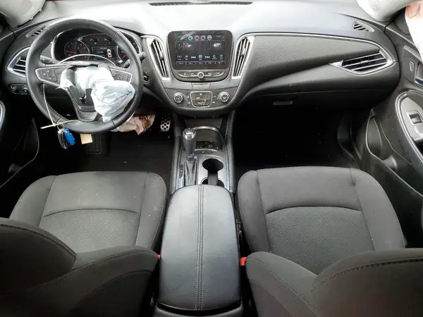 1G1ZE5ST4HF213340 2017 CHEVROLET MALIBU - Image 8