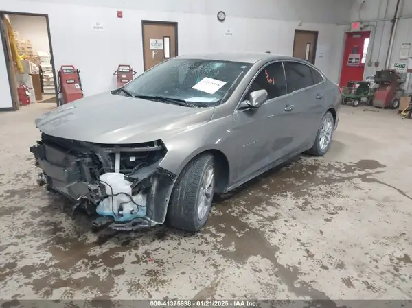 1G1ZE5ST4HF221647 2017 CHEVROLET MALIBU - Image 2