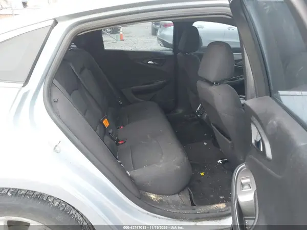 1G1ZE5ST4HF225956 2017 CHEVROLET MALIBU - Image 8