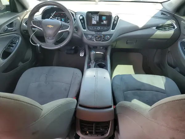 1G1ZE5ST4HF226704 2017 CHEVROLET MALIBU - Image 8