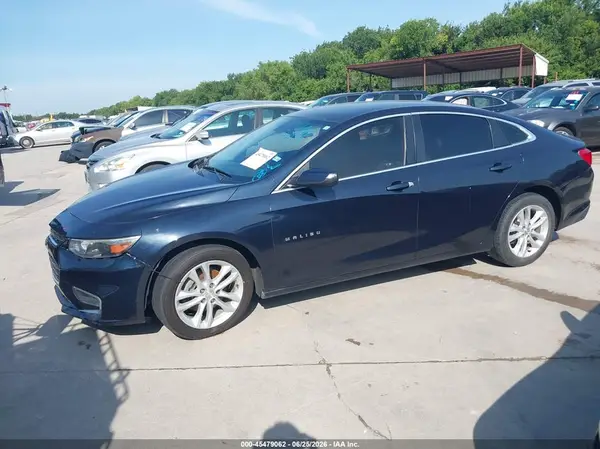 1G1ZE5ST4HF227626 2017 CHEVROLET MALIBU - Image 2