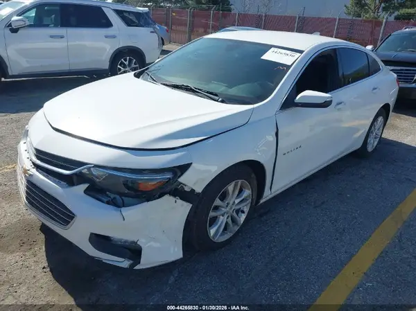 1G1ZE5ST4HF229571 2017 CHEVROLET MALIBU - Image 2