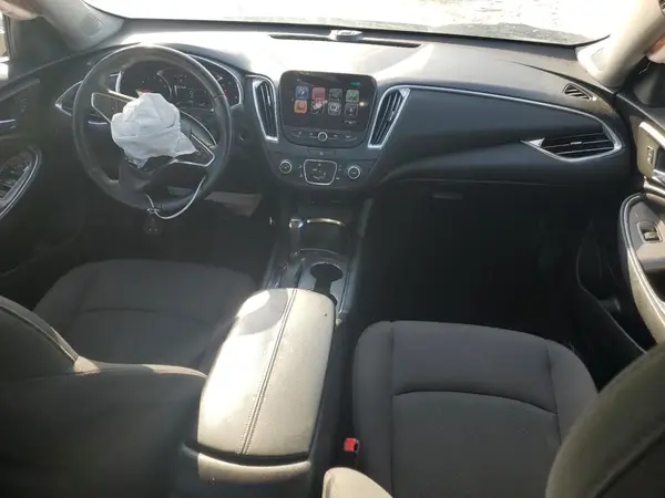 1G1ZE5ST4HF241137 2017 CHEVROLET MALIBU - Image 8