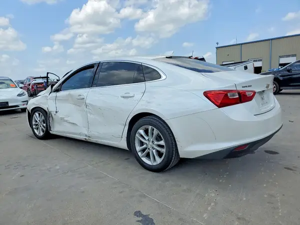 1G1ZE5ST4HF258486 2017 CHEVROLET MALIBU - Image 2