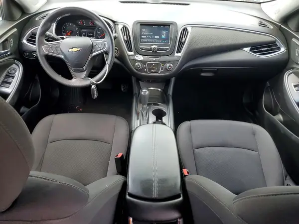 1G1ZE5ST4HF258486 2017 CHEVROLET MALIBU - Image 8