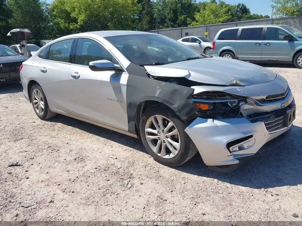 1G1ZE5ST4HF258777 2017 CHEVROLET MALIBU - Image 1