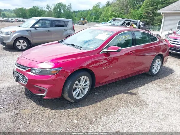 1G1ZE5ST4HF260660 2017 CHEVROLET MALIBU - Image 2