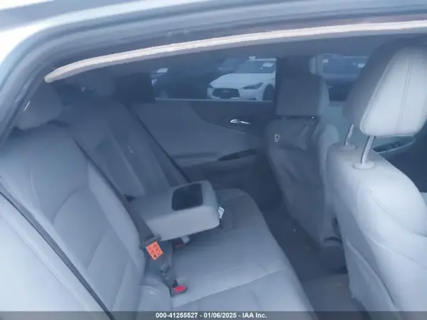 1G1ZE5ST4HF262408 2017 CHEVROLET MALIBU - Image 8