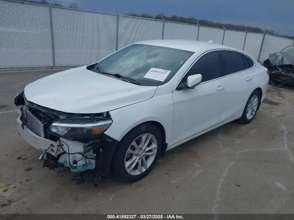1G1ZE5ST4HF266605 2017 CHEVROLET MALIBU - Image 2