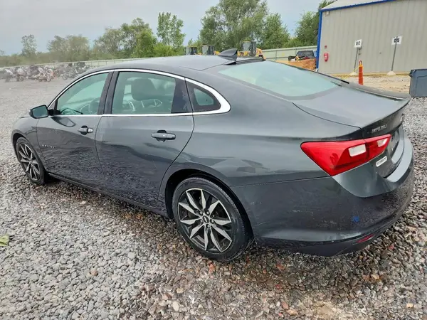 1G1ZE5ST4HF267835 2017 CHEVROLET MALIBU - Image 2