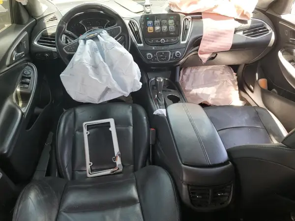 1G1ZE5ST4HF268869 2017 CHEVROLET MALIBU - Image 8