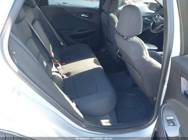 1G1ZE5ST4HF276504 2017 CHEVROLET MALIBU - Image 8