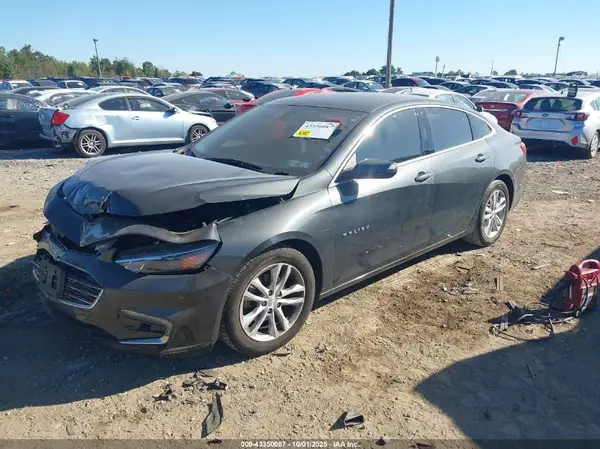 1G1ZE5ST4HF290337 2017 CHEVROLET MALIBU - Image 2