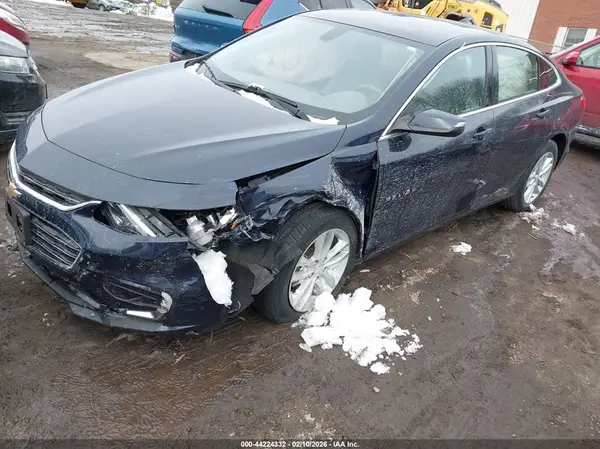 1G1ZE5ST4HF293349 2017 CHEVROLET MALIBU - Image 2