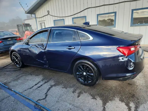 1G1ZE5ST5GF219517 2016 CHEVROLET MALIBU - Image 2