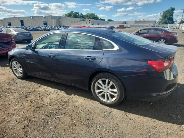 1G1ZE5ST5GF256289 2016 CHEVROLET MALIBU - Image 2