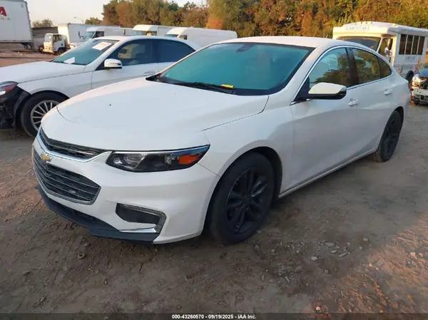 1G1ZE5ST5GF268958 2016 CHEVROLET MALIBU - Image 2
