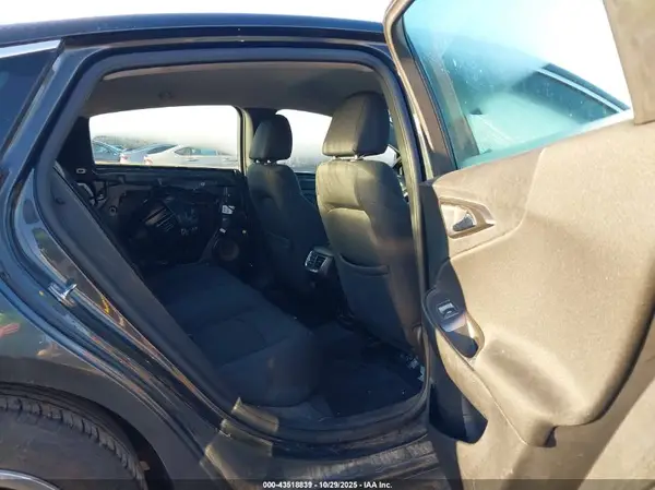 1G1ZE5ST5GF278485 2016 CHEVROLET MALIBU - Image 8
