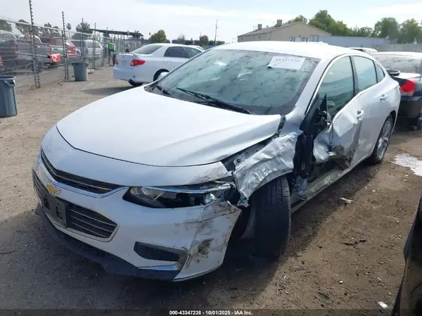1G1ZE5ST5GF284450 2016 CHEVROLET MALIBU - Image 2