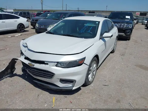 1G1ZE5ST5GF303076 2016 CHEVROLET MALIBU - Image 2