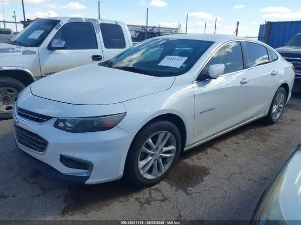 1G1ZE5ST5GF335607 2016 CHEVROLET MALIBU - Image 2