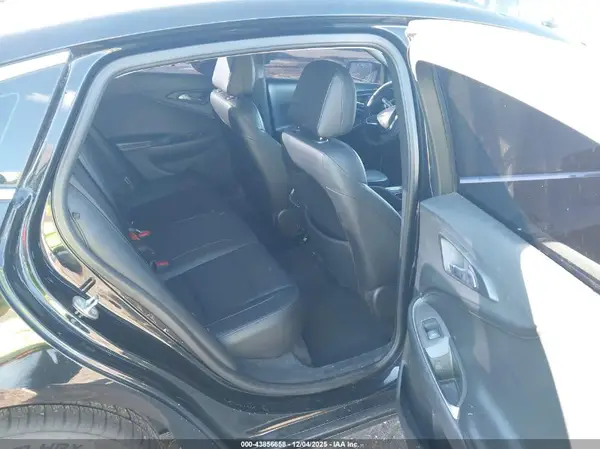 1G1ZE5ST5HF100481 2017 CHEVROLET MALIBU - Image 8