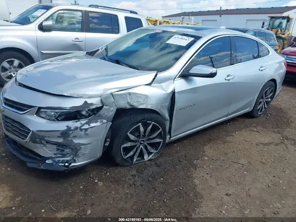 1G1ZE5ST5HF100920 2017 CHEVROLET MALIBU - Image 2