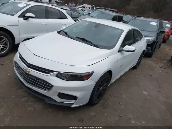 1G1ZE5ST5HF101310 2017 CHEVROLET MALIBU - Image 2
