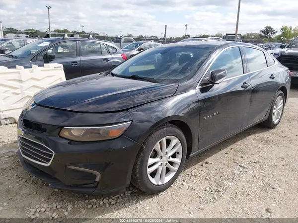 1G1ZE5ST5HF104532 2017 CHEVROLET MALIBU - Image 2