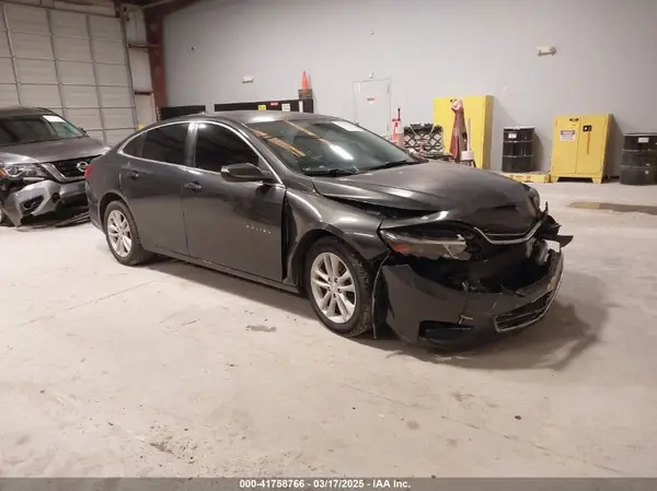 1G1ZE5ST5HF107205 2017 CHEVROLET MALIBU - Image 1