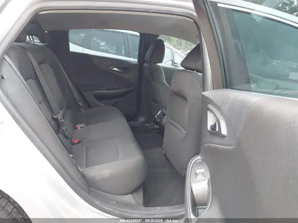 1G1ZE5ST5HF109150 2017 CHEVROLET MALIBU - Image 8