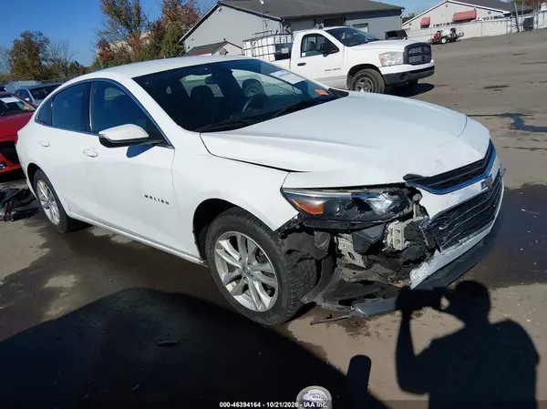 1G1ZE5ST5HF112985 2017 CHEVROLET MALIBU - Image 1