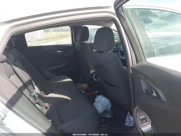 1G1ZE5ST5HF114767 2017 CHEVROLET MALIBU - Image 8