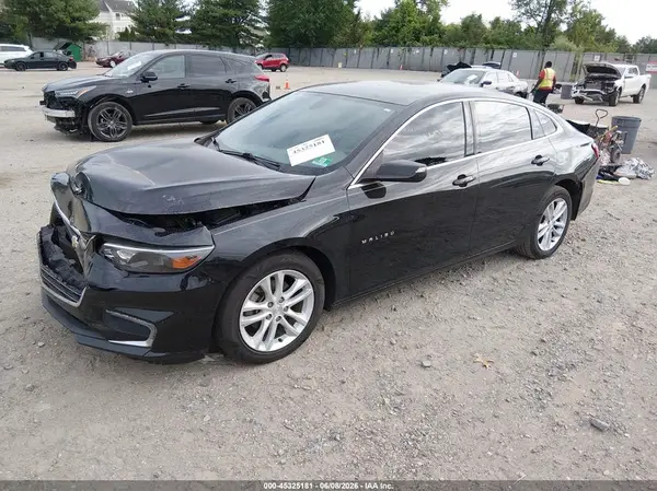 1G1ZE5ST5HF116700 2017 CHEVROLET MALIBU - Image 2
