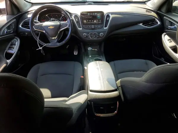 1G1ZE5ST5HF118821 2017 CHEVROLET MALIBU - Image 8