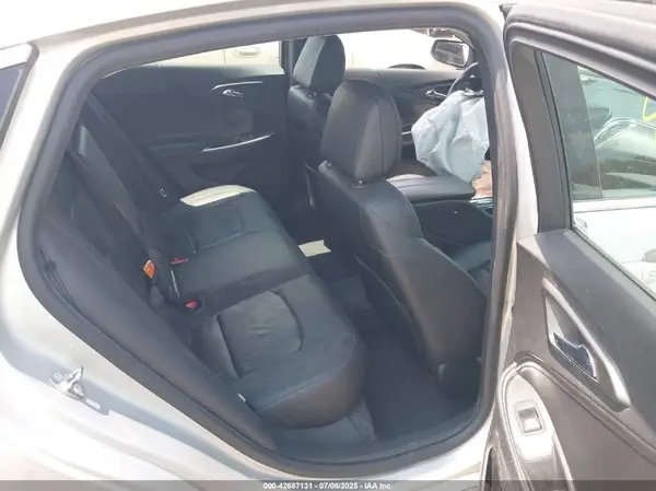 1G1ZE5ST5HF120309 2017 CHEVROLET MALIBU - Image 8