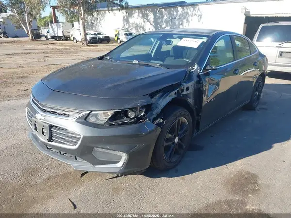 1G1ZE5ST5HF122450 2017 CHEVROLET MALIBU - Image 2