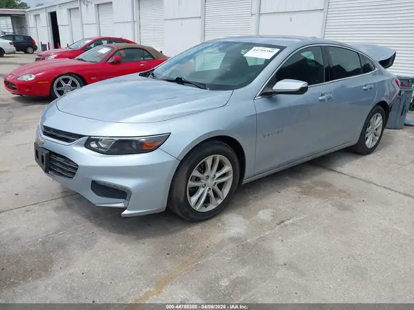 1G1ZE5ST5HF129012 2017 CHEVROLET MALIBU - Image 2
