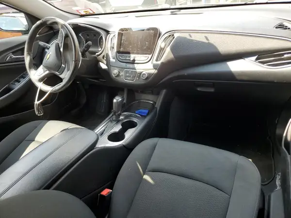 1G1ZE5ST5HF132363 2017 CHEVROLET MALIBU - Image 8