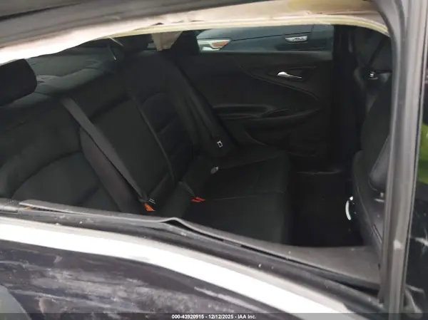 1G1ZE5ST5HF135604 2017 CHEVROLET MALIBU - Image 8