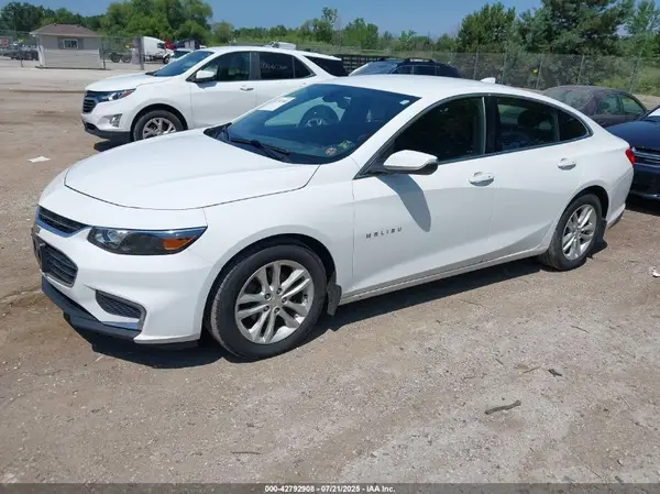 1G1ZE5ST5HF135750 2017 CHEVROLET MALIBU - Image 2