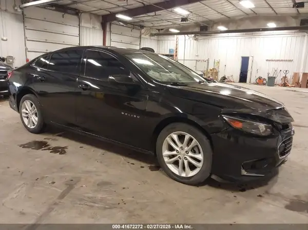 1G1ZE5ST5HF139216 2017 CHEVROLET MALIBU - Image 1